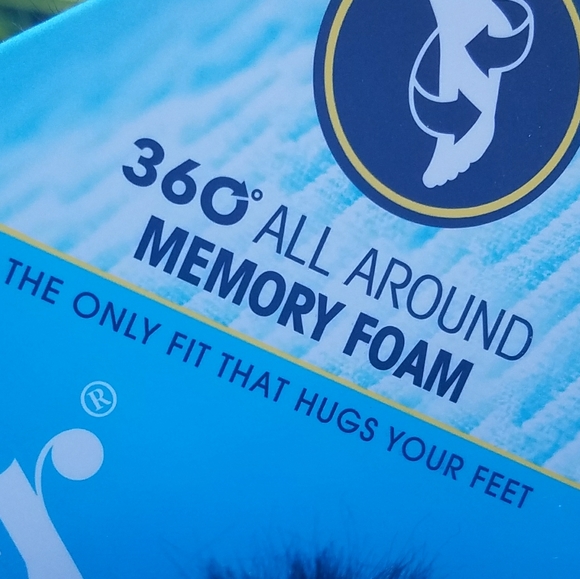 ISOTONER โจ๏ธ 360 Degree Memory Foam Indoor Outdoor - Picture 5 of 8